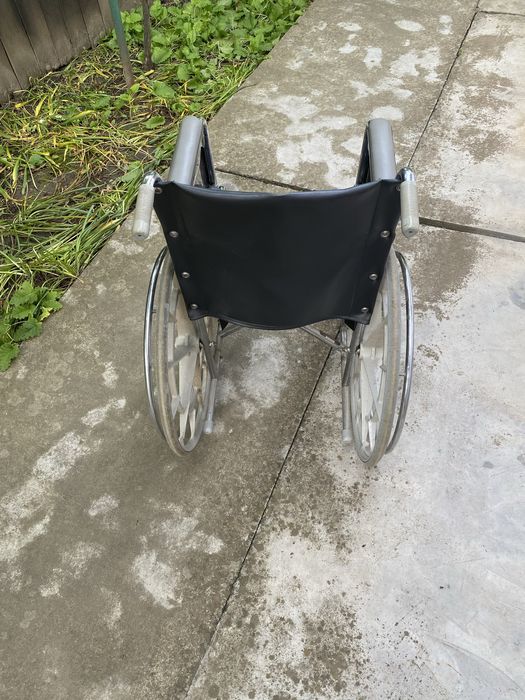 Carucior persoane cu handicap