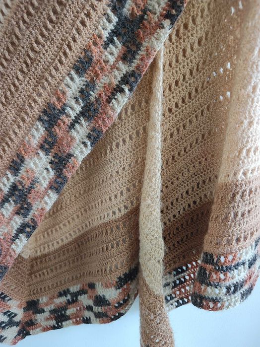 Vand poncho handmade unicat confectionat din angora