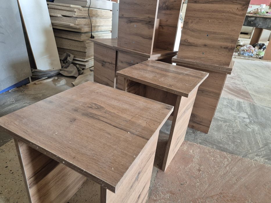 Табуретка новый.