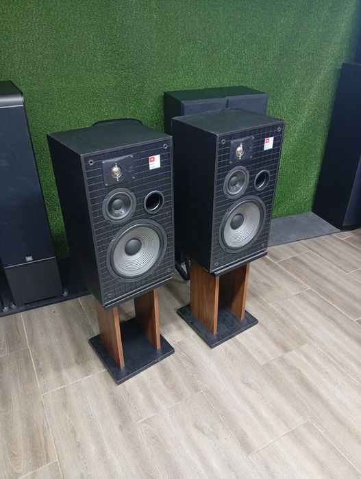 Тонколони JBL TLX-9