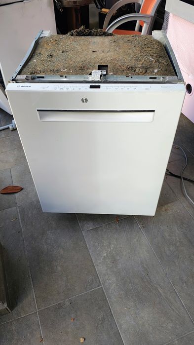 Съдомиялна  60см , Bosh,LG. Полувграждане !