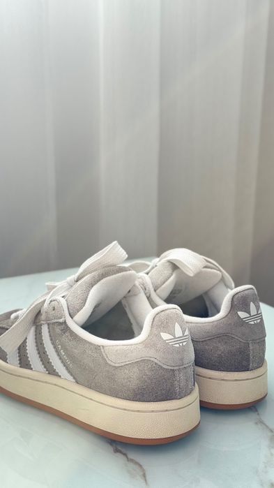 Adidas Campus сиви маратонки