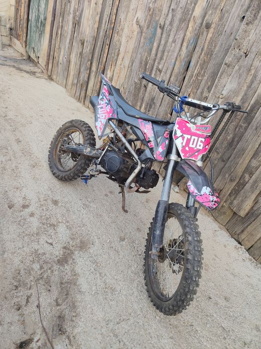 Vând Cross 125 cc  citiți mai jos