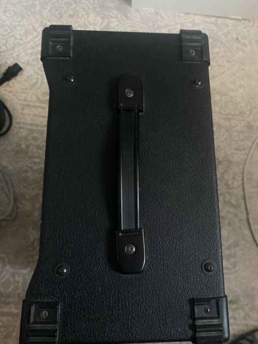 Комбоусилитель гитарный