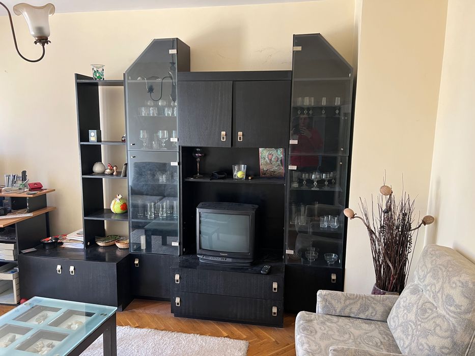 секция и гардероб