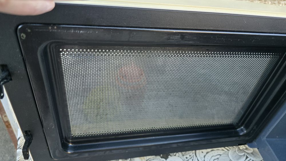 Продам микроволновку LG