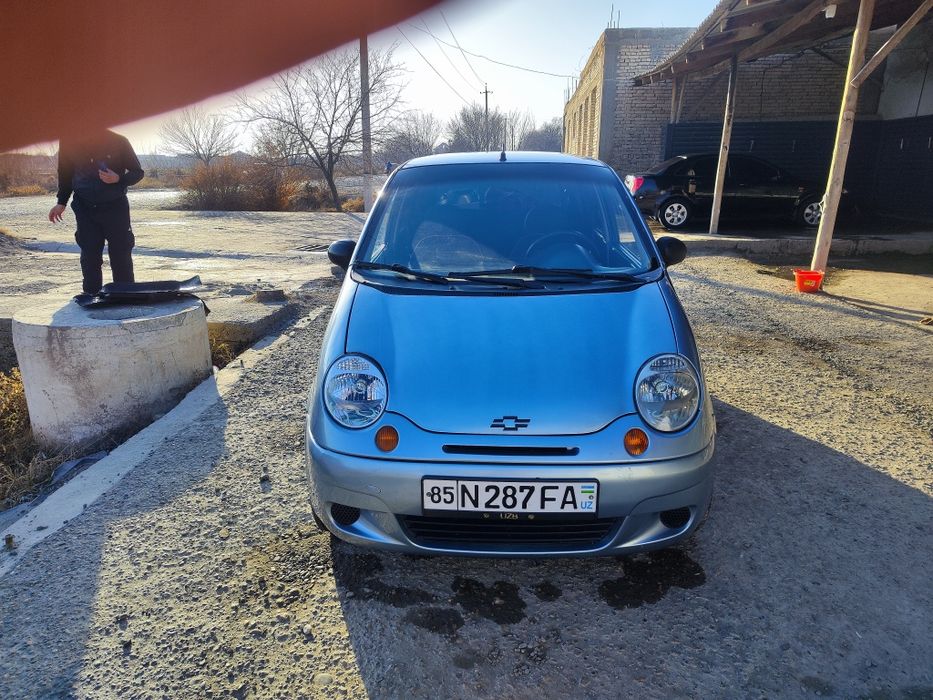 Matiz pol luks 2011