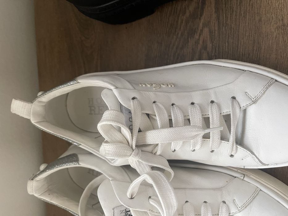 Дамски обувки Prada и Hogan