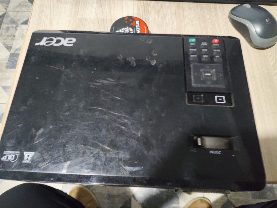 Продам проектор ASer