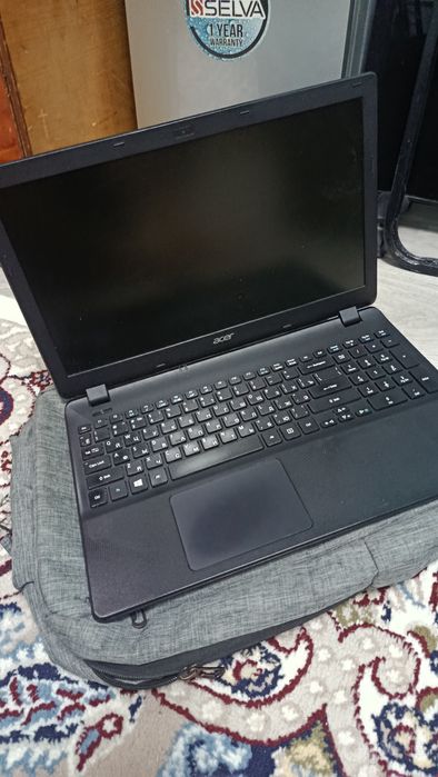 Noutbook Acer sotiladi
