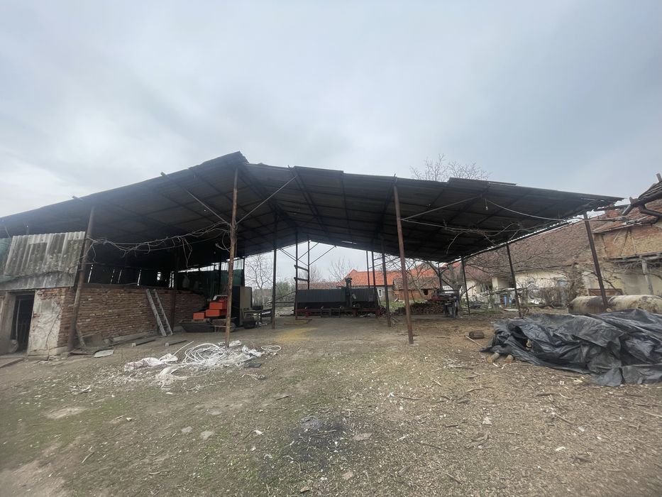 Casa de vanzare la drumul national, 2 pozitii, 2 CF-uri