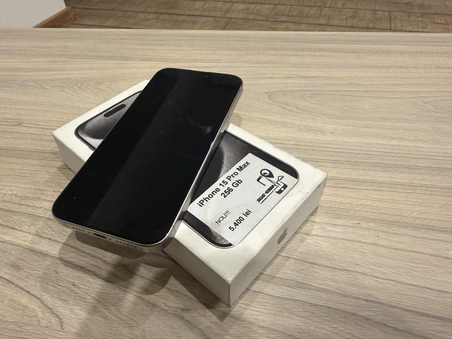 Vand iPhone 15 Pro Max 256gb