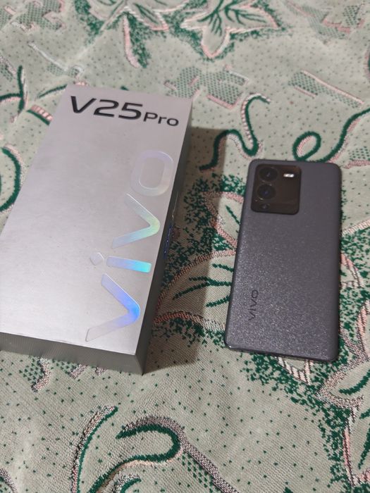Продам Vivo V25 pro