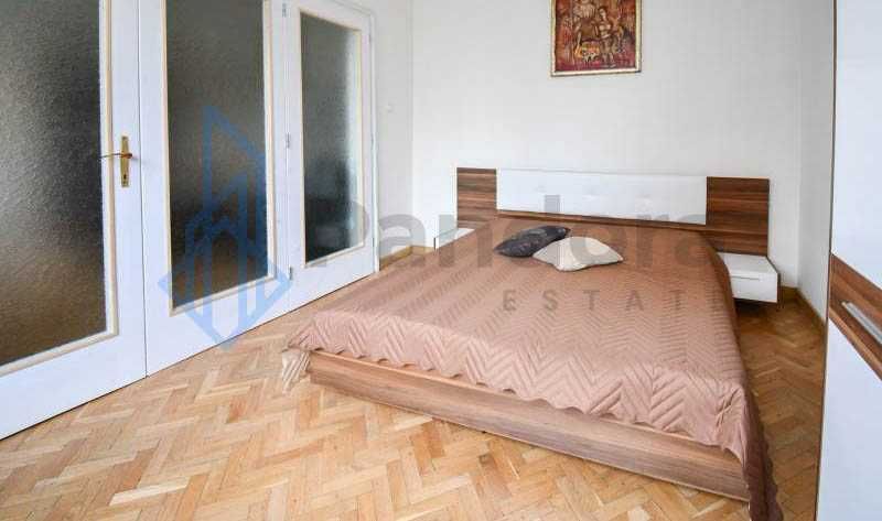 Дава се под наем Тристаен апартамент в София, Оборище - 110 кв.м за 850 € - Снимка #5