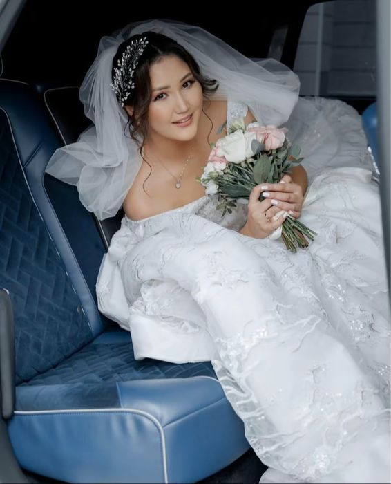 Срочно Продаю Свадебьное Платье !