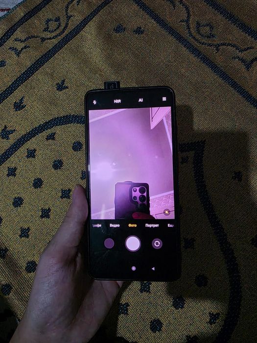 Mi 9T Pro продаётся с каробкам