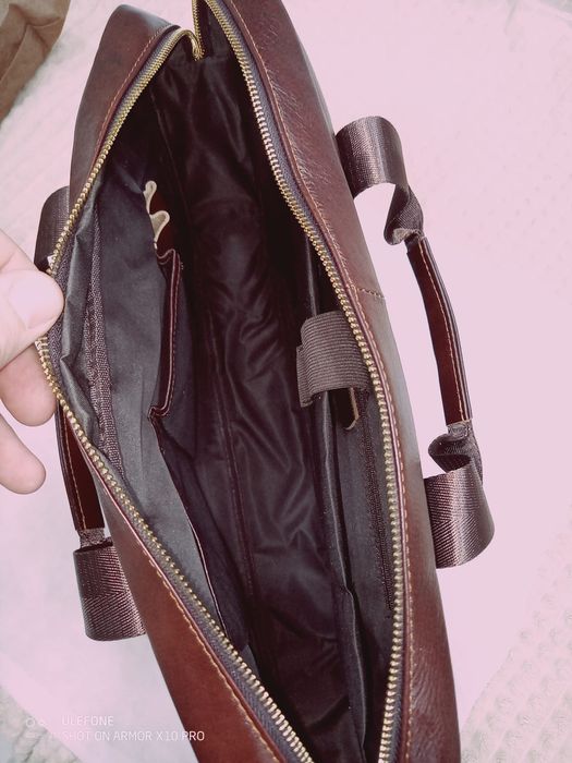 Продам кожаный портфель