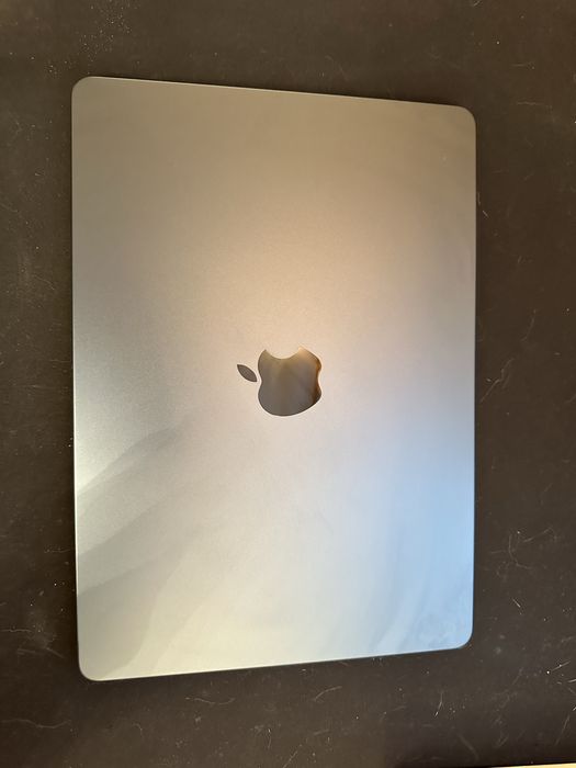 Macbook air 13.6 m3 16gb/512