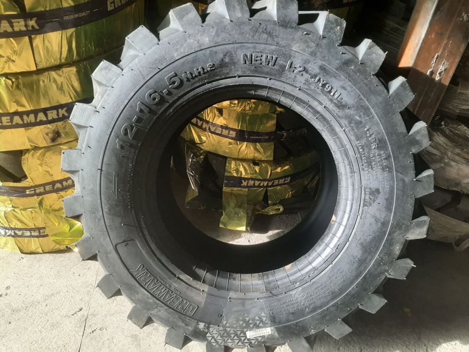 12 - 16,5 SKS 2/SKS 5. Шины для мини экскаватора. Rockbuster/GREAMARK