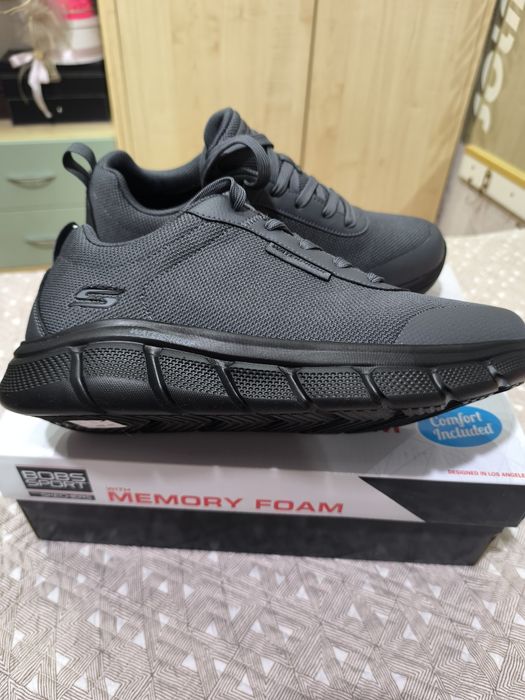 Кроссовки мужские фирмы SKECHERS  Новые  42,4   27,5 см.