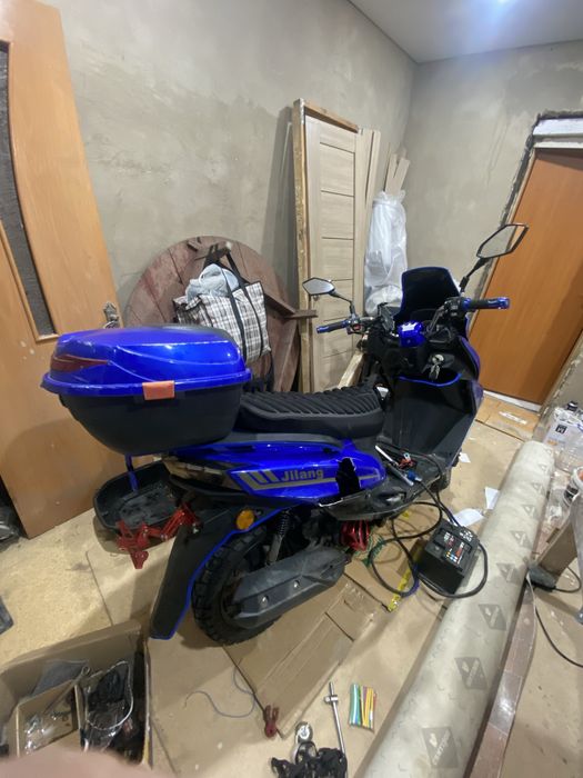 Продам Maxi макси мопед