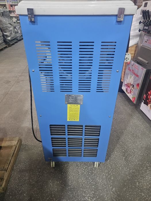 Frezer aparat Фрезер Музкаймок Мороженое апарат сотилади