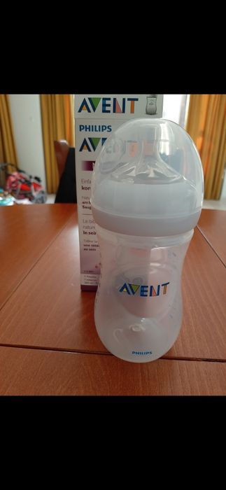Електрическа помпа Авент с аксесоари като нова
