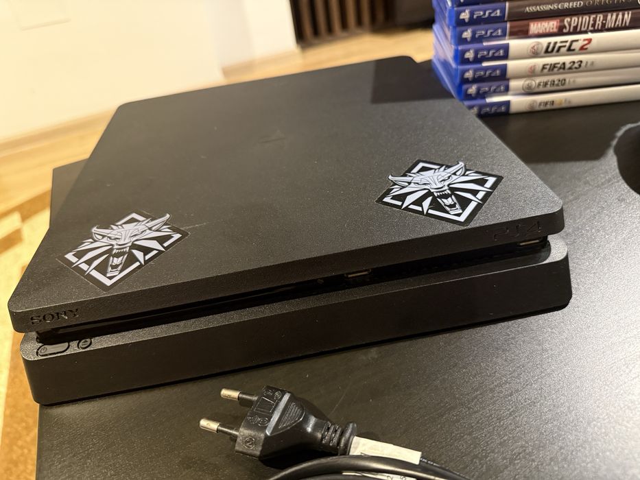PS 4 Slim 1Tb + jocuri