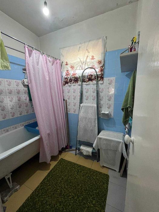 Продается 3-комнатная квартира, 77 серия