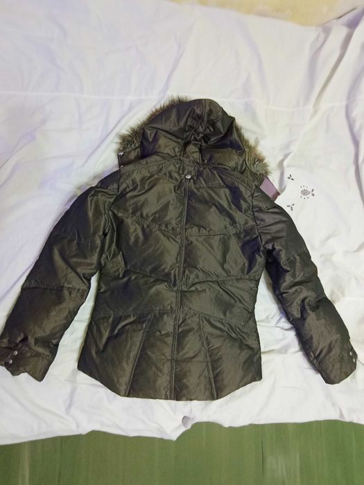 Jacheta/Geaca Maron sidef Next UK, umplutura puf+pene, calduroasa