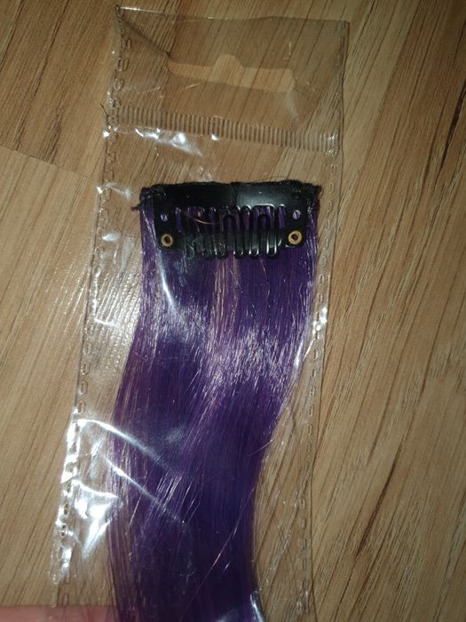 Mesa de par cu clama roz mov 20 lei. Accesorii coafura dama