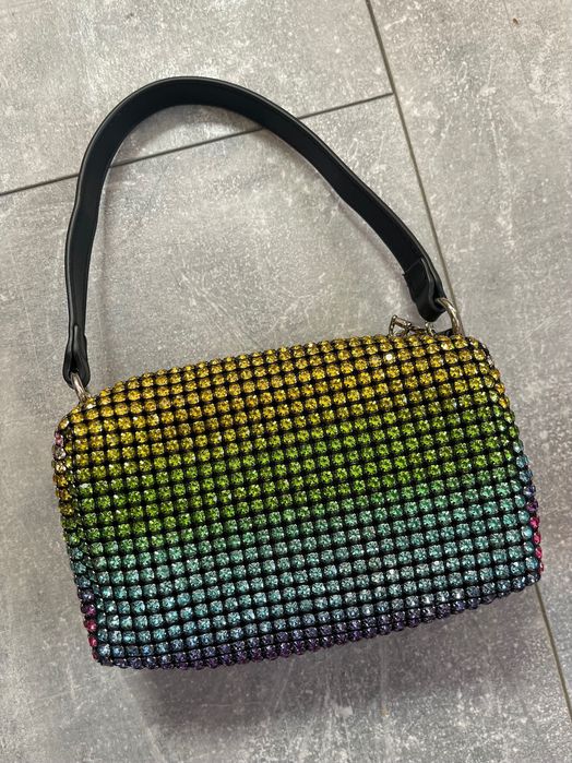 Разпродажба на маркови дамски чанти Guess, Love Moschino, Liu Jo, Karl Lagerfeld