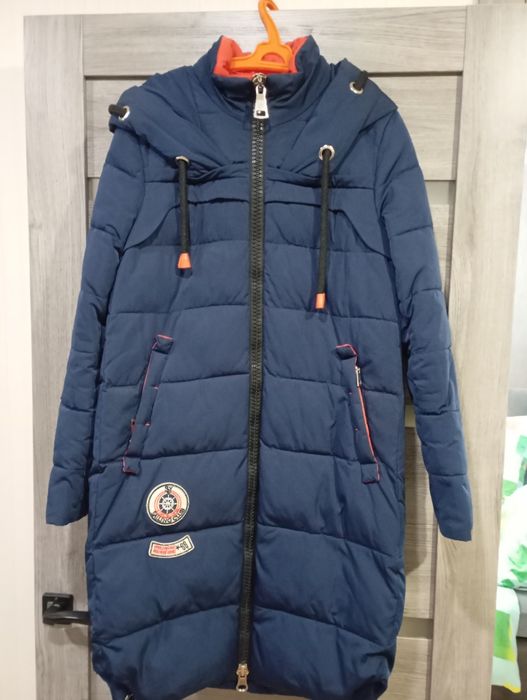 Продам женский пуховик