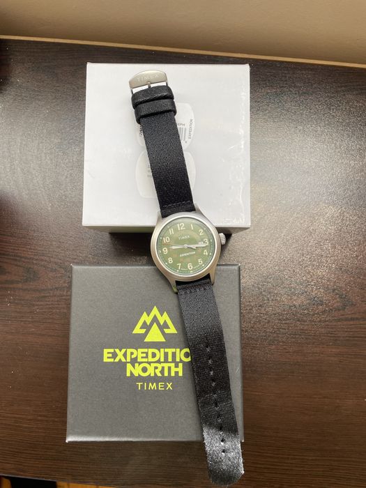 Продавам часовник TIMEX EXPEDITION