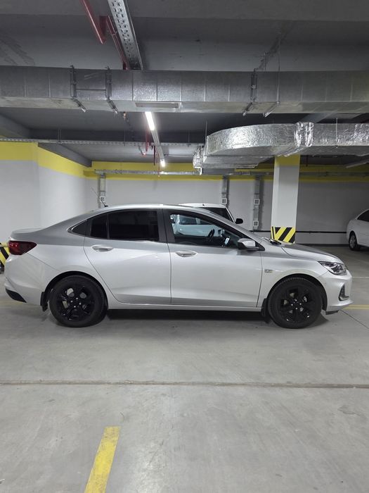 Chevrolet Onix 2023 — 3