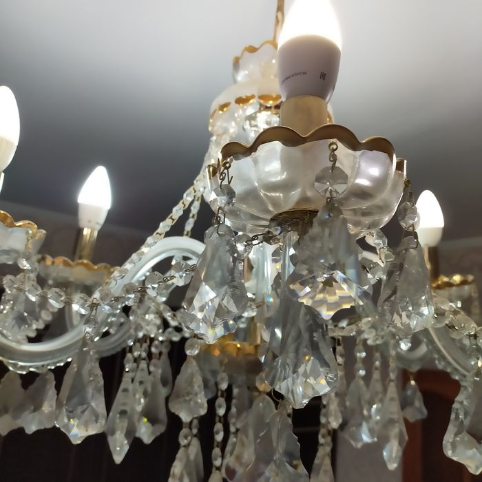 Продаю Хрусталь стекло люстру