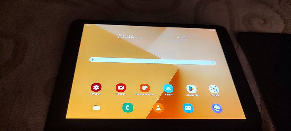Планшет Samsung Tab S3