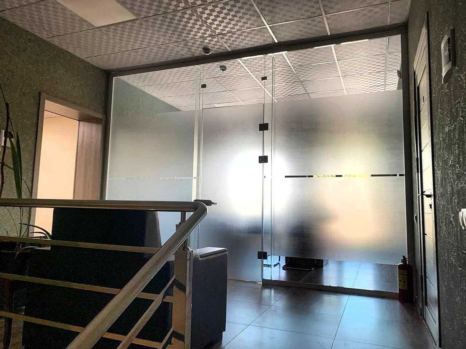 Здание под офис рядом с метро Минор. Аренда