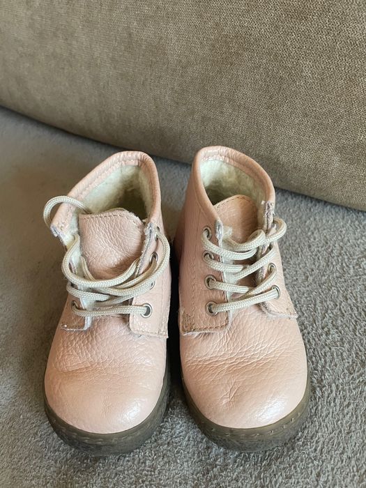 Ghetuțe fetiță piele