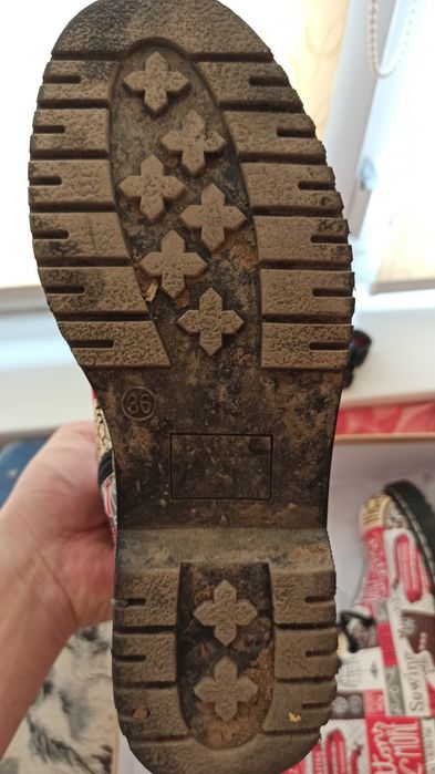 Продам весеннюю обувь