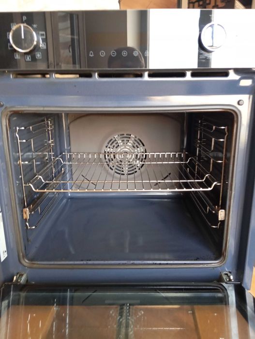 Фурна за вграждане Grundig