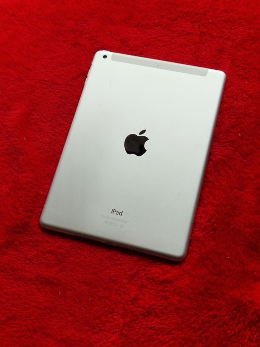 Tableta ipad pentru piese