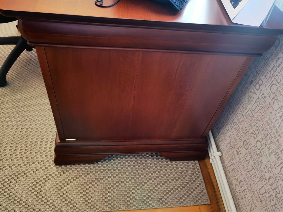 Birou Mobexpert Louis Philippe