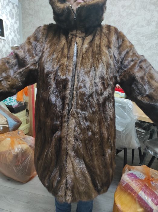 Продам норковую шубу