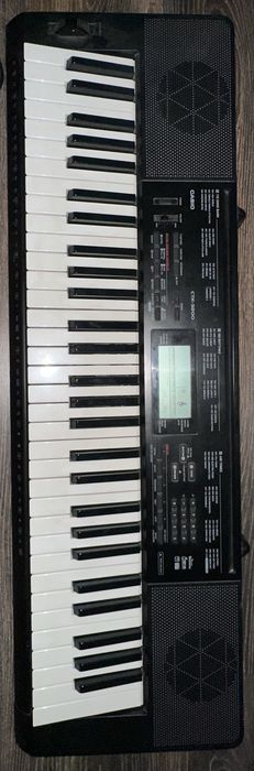 Casio CTK-3200, синтезатор 61 клавиша + стойка и блок питания