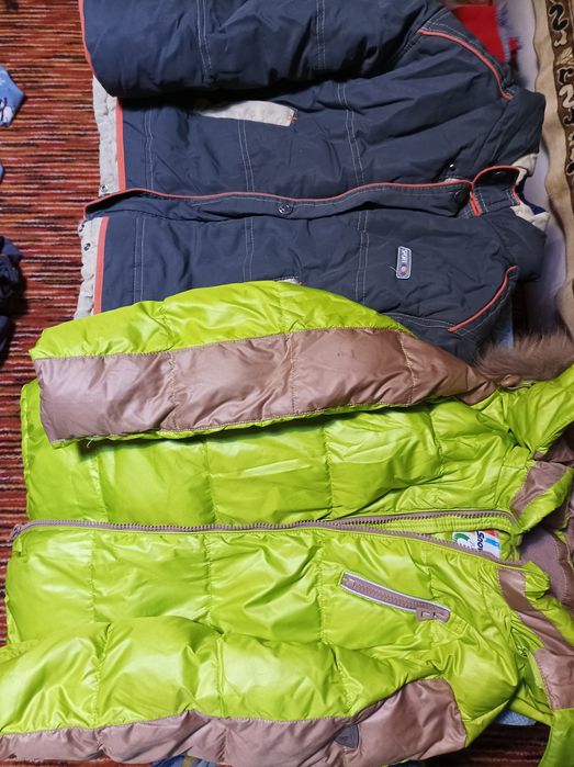 Продам верхнюю одежду