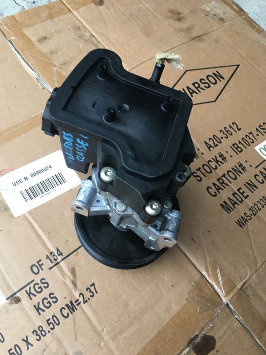 Pompa Hidraulica Mercedes C- class/ CLK / SLK.  2002- 2011 Benzina
