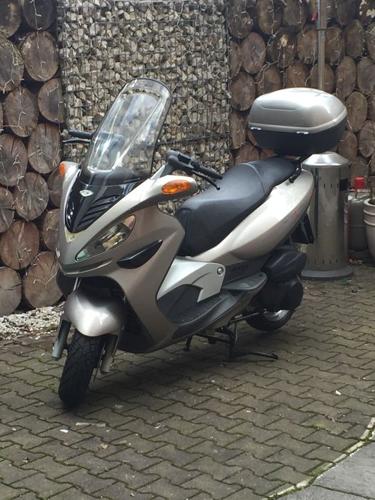 Scooter Malaguti Medison 250ccm  19PS, 2001