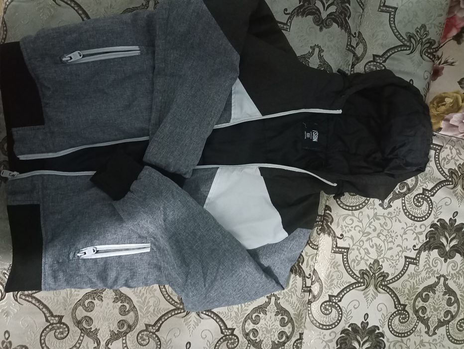 Куртки подростковые