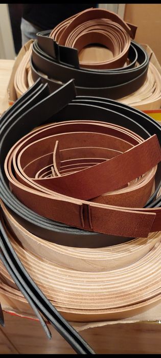 Колани ръчна изработка Български